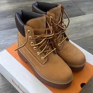 Timberland Brown Leather 6 inch Platform Lace-Up Boots